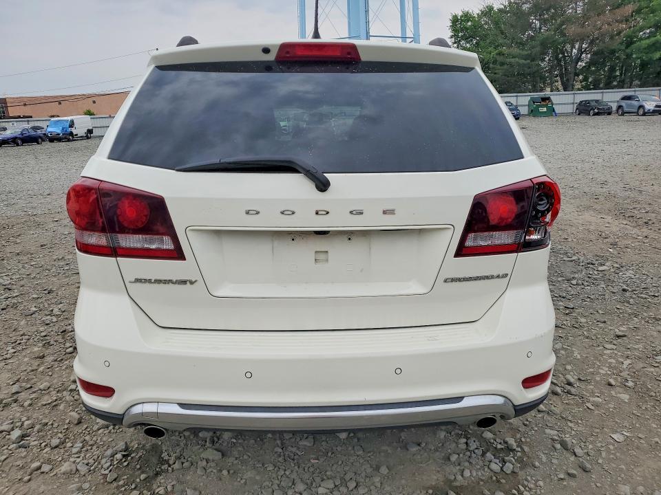 2017 DODGE JOURNEY CROSSROAD — Фото 6 из 13