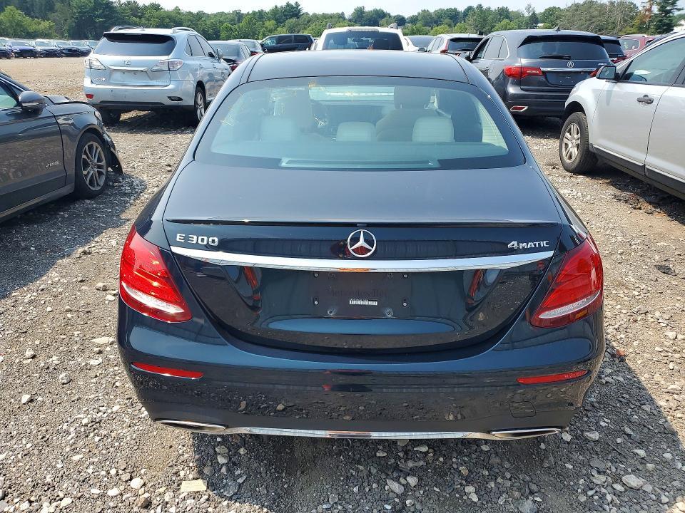 2017 MERCEDES-BENZ E 300 4MATIC — Фото 6 из 12
