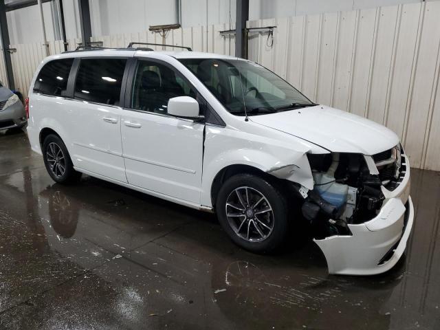 2017 DODGE GRAND CARAVAN SXT — Фото 4 из 14