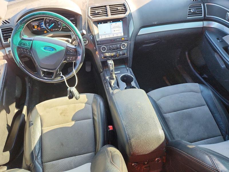 1FM5K8D89HGA98328 2017 FORD EXPLORER photo no. 8