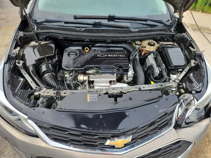 2017 CHEVROLET CRUZE LT — Фото 11 из 12