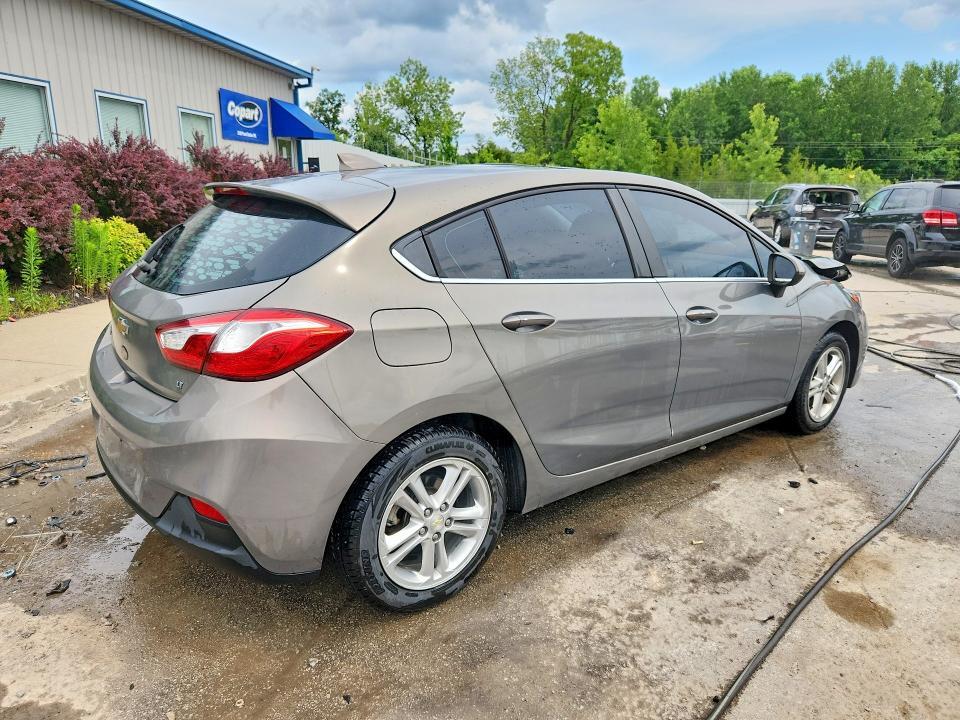 2017 CHEVROLET CRUZE LT — Фото 3 из 12
