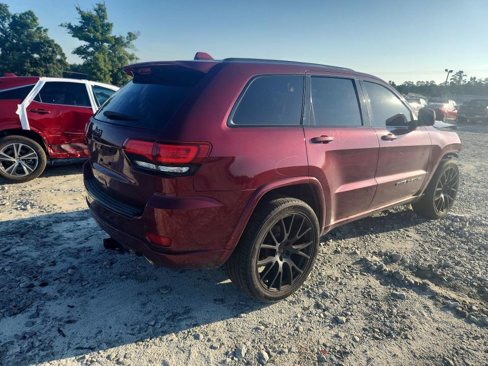 2017 JEEP GRAND CHEROKEE LAREDO — Фото 3 из 13