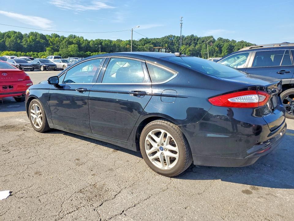 2016 FORD FUSION SE — Фото 2 из 13