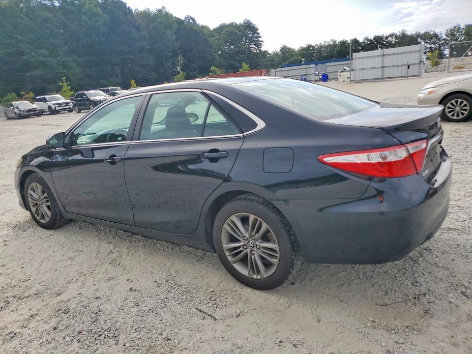 2016 TOYOTA CAMRY SE — Фото 2 из 12