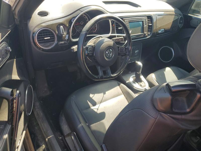 3VWJ17AT1GM626261 2016 VOLKSWAGEN BEETLE photo no. 8