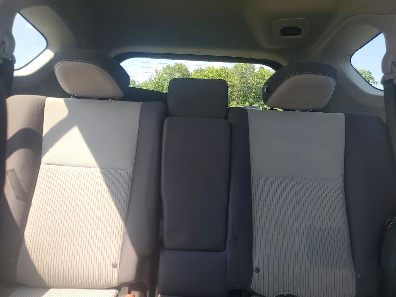 2T3RFREV6FW256128 2015 TOYOTA RAV4 photo no. 10