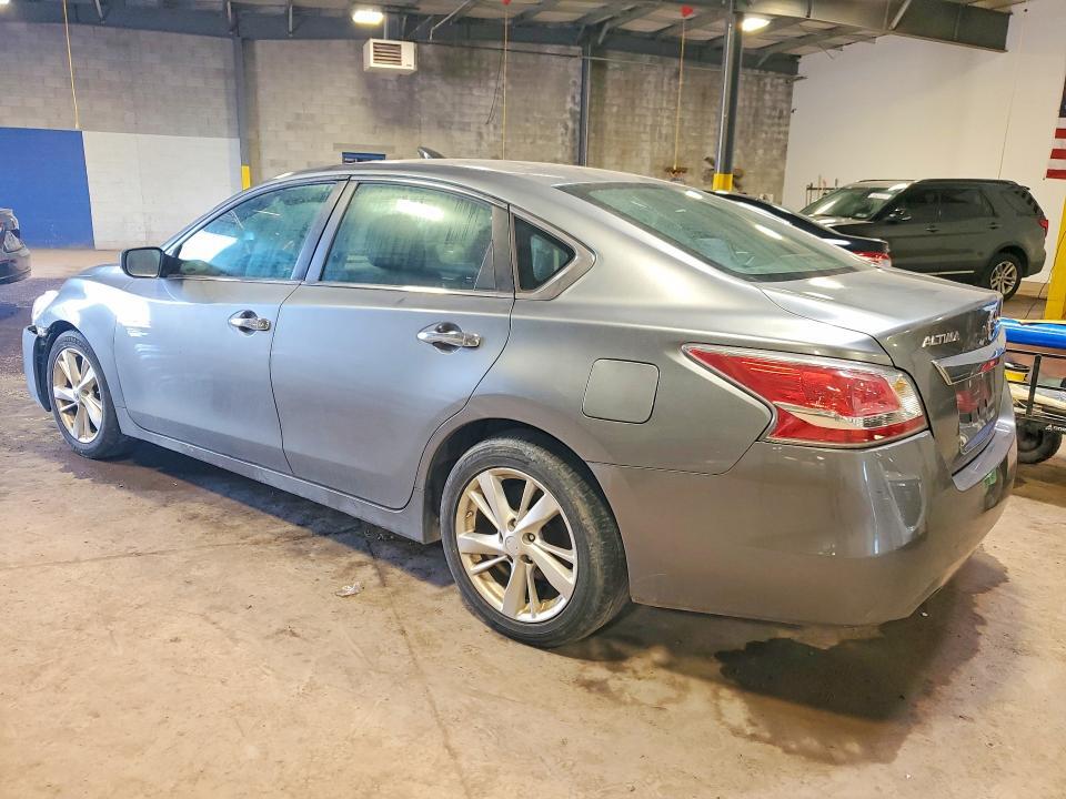 2015 NISSAN ALTIMA 2.5 S — Фото 2 из 12