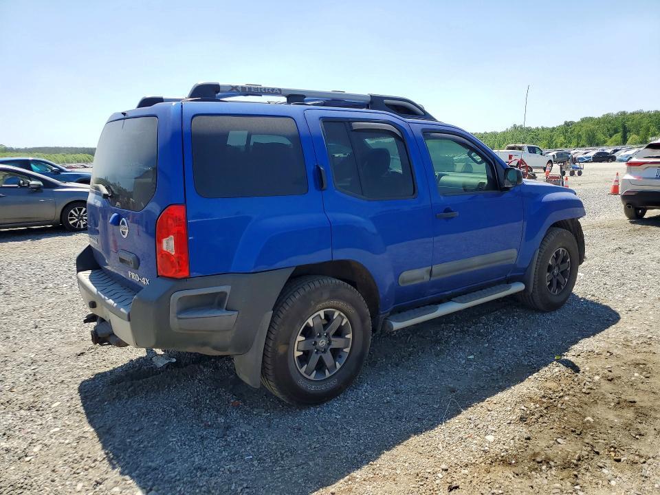 2015 NISSAN XTERRA PRO-4X — Фото 3 из 14