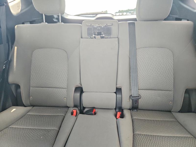 2015 HYUNDAI SANTA FE SPORT 2.4L — Фото 10 из 13
