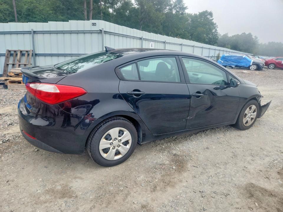 2015 KIA FORTE LX — Фото 3 из 12