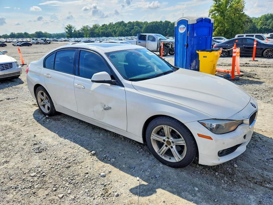 2015 BMW 328 I — Фото 4 из 12