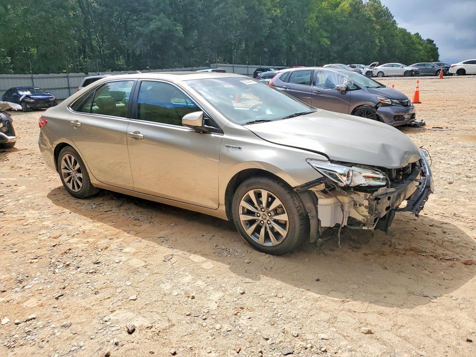 2015 TOYOTA CAMRY HYBRID XLE — Фото 4 из 12