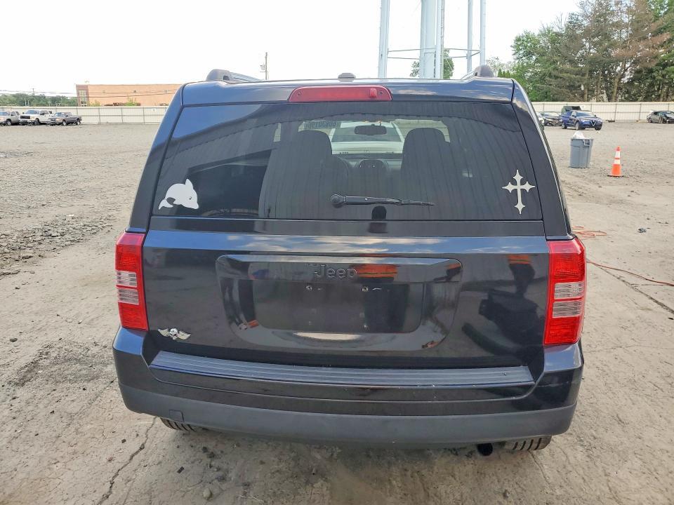 2014 JEEP PATRIOT SPORT — Фото 6 из 13