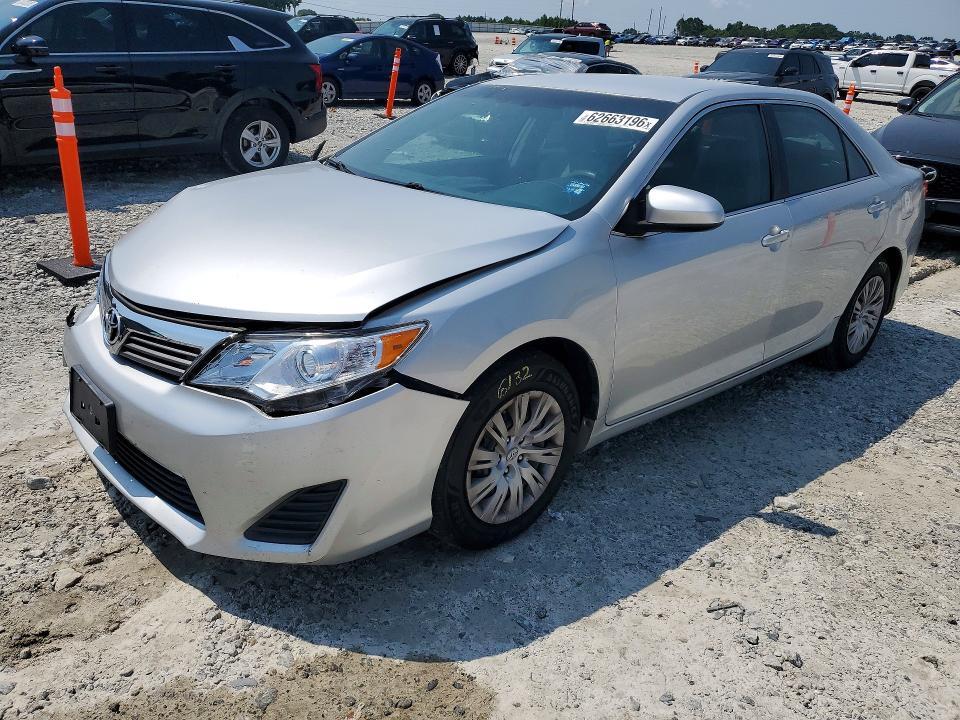 2013 TOYOTA CAMRY L