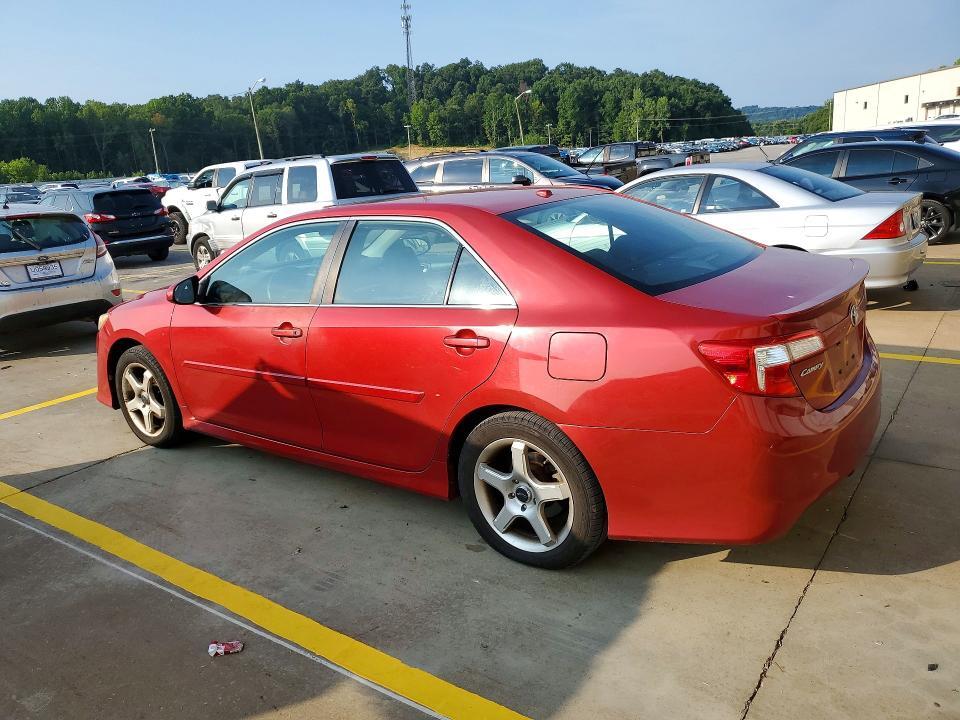 2012 TOYOTA CAMRY SE SPORT LIMITED EDITION — Фото 2 из 12