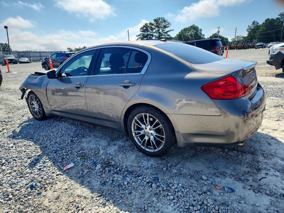 2012 INFINITI G37 SEDAN JOURNEY — Фото 2 из 12