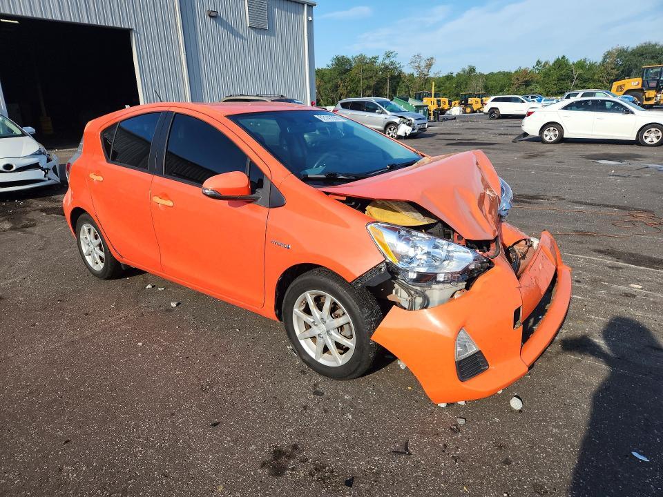 2012 TOYOTA PRIUS C THREE — Фото 4 из 13
