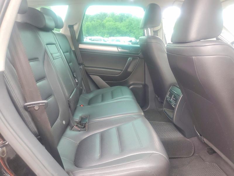 2011 VOLKSWAGEN TOUAREG V6 — Фото 11 из 13