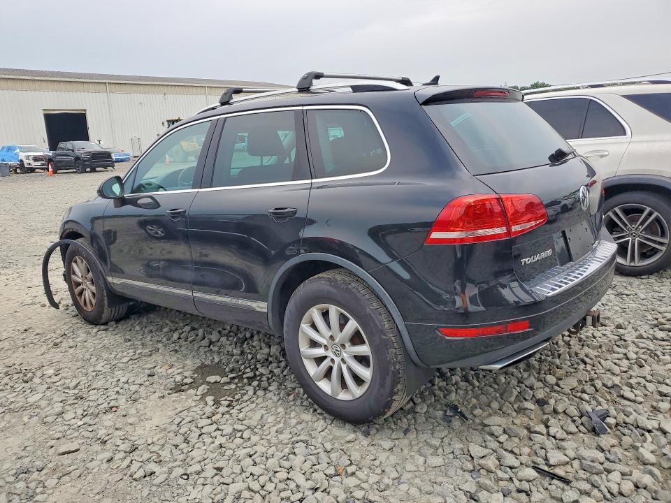 2011 VOLKSWAGEN TOUAREG V6 — Фото 2 из 13