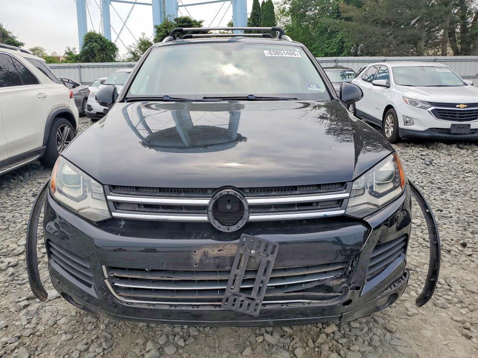 2011 VOLKSWAGEN TOUAREG V6 — Фото 5 из 13