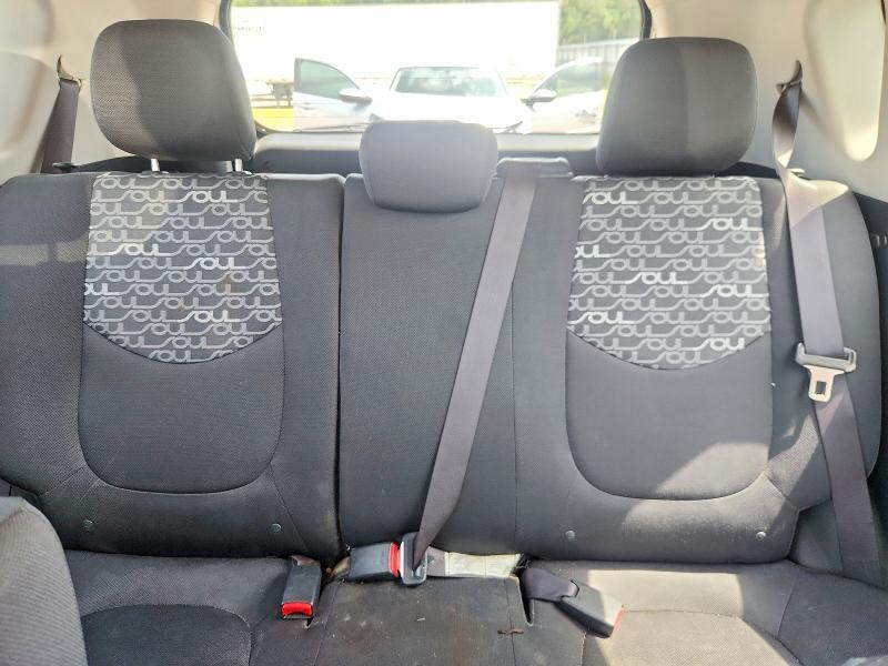 2011 KIA SOUL + — Фото 10 из 14