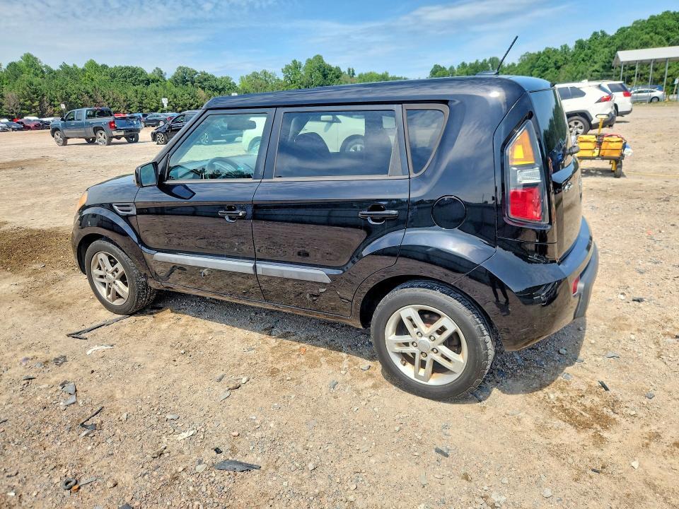2011 KIA SOUL + — Фото 2 из 14
