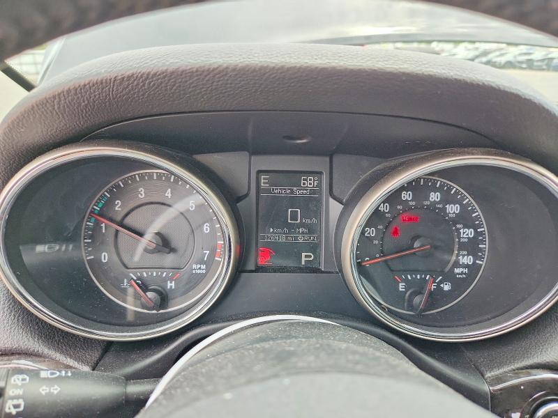 2011 JEEP GRAND CHEROKEE LAREDO — Фото 9 из 12
