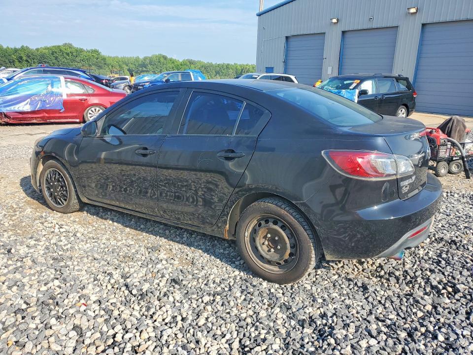 JM1BL1UF1B1378507 2011 MAZDA 3 photo no. 2