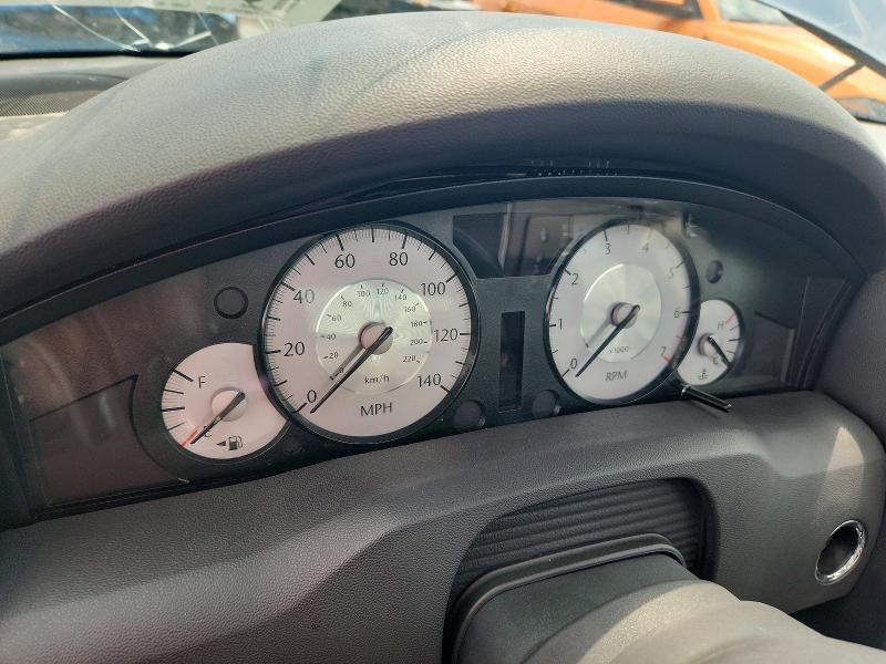 2010 CHRYSLER 300 TOURING — Фото 9 из 12