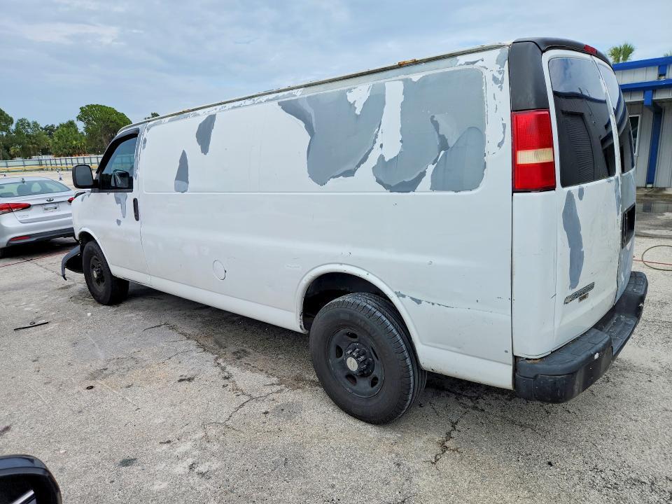 1GCGG29V671144581 2007 CHEVROLET EXPRESS G2500 photo no. 2