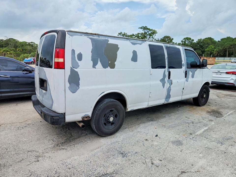 1GCGG29V671144581 2007 CHEVROLET EXPRESS G2500 photo no. 3