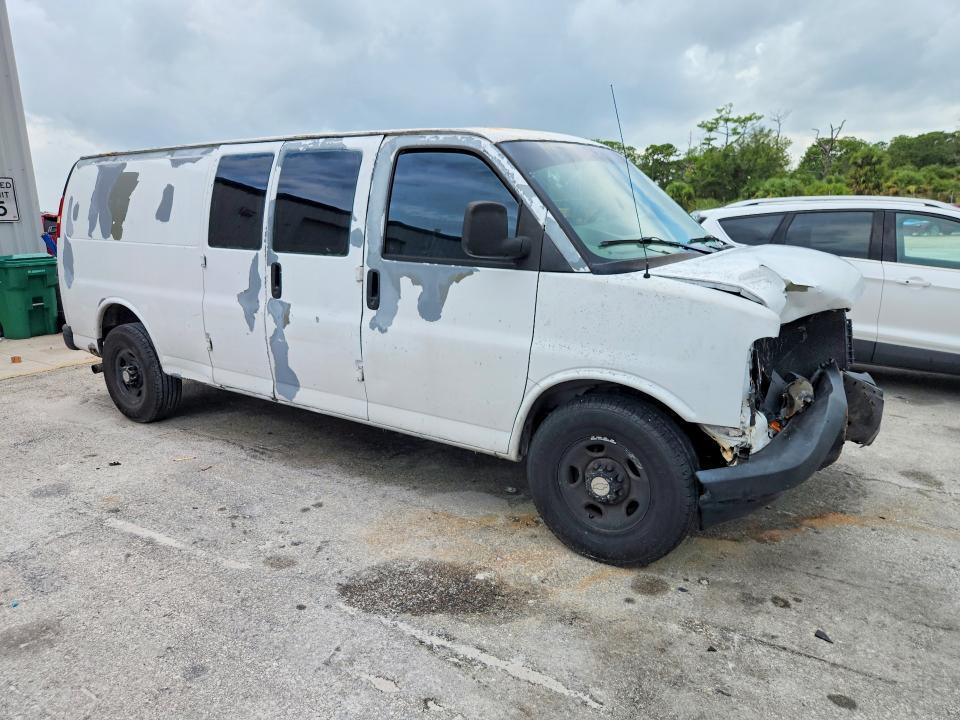 1GCGG29V671144581 2007 CHEVROLET EXPRESS G2500 photo no. 4