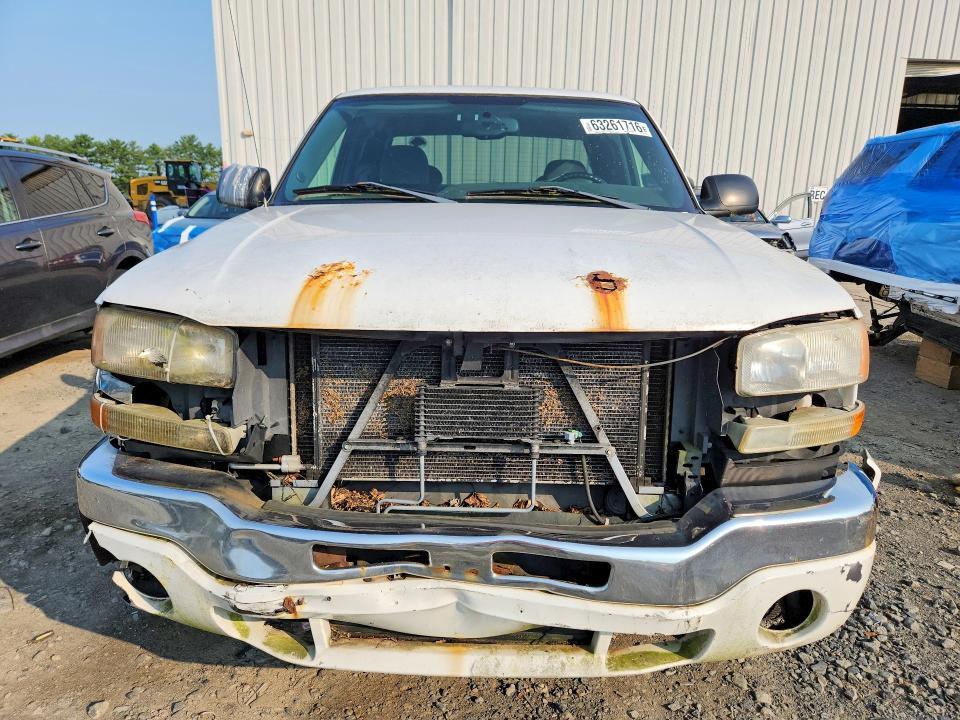 2005 GMC SIERRA C2500 HEAVY DUTY — Фото 5 из 12