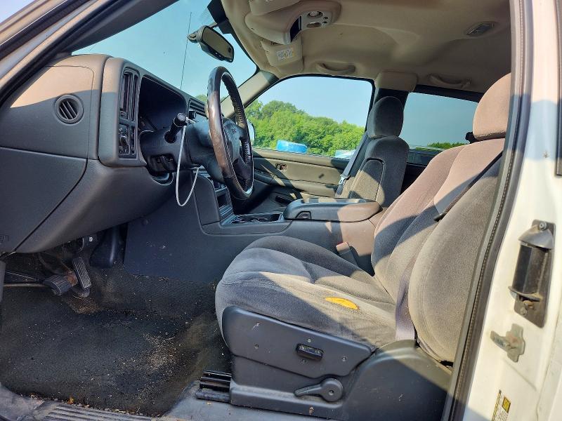2005 GMC SIERRA C2500 HEAVY DUTY — Фото 7 из 12