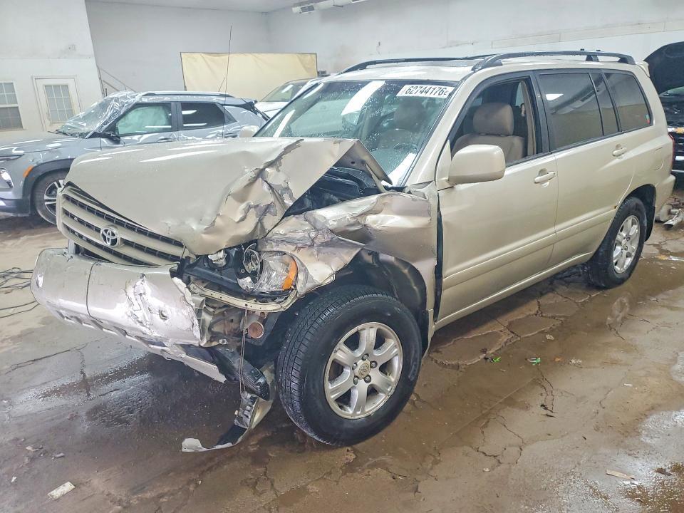 JTEHF21A320057330 2002 TOYOTA HIGHLANDER photo no. 1