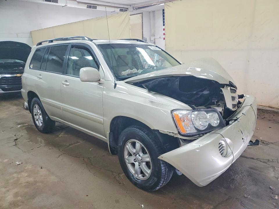 JTEHF21A320057330 2002 TOYOTA HIGHLANDER photo no. 4
