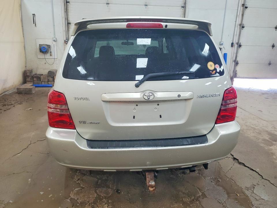 JTEHF21A320057330 2002 TOYOTA HIGHLANDER photo no. 6