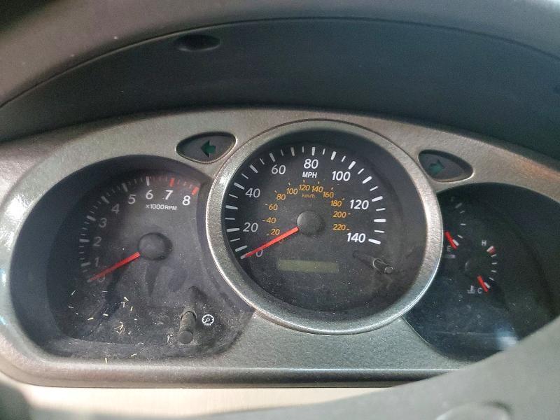 JTEHF21A320057330 2002 TOYOTA HIGHLANDER photo no. 9