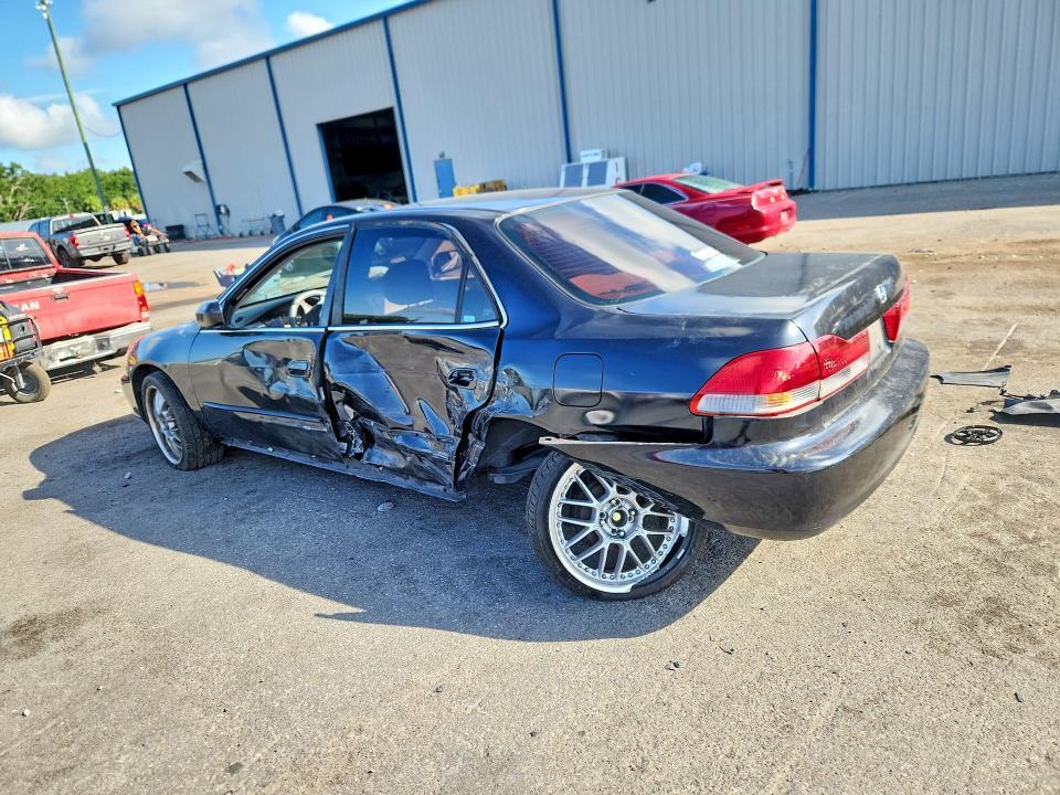 2002 HONDA ACCORD SE — Фото 2 из 13