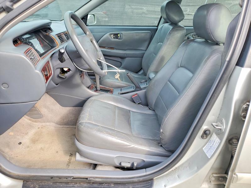2001 TOYOTA CAMRY — Фото 7 из 12