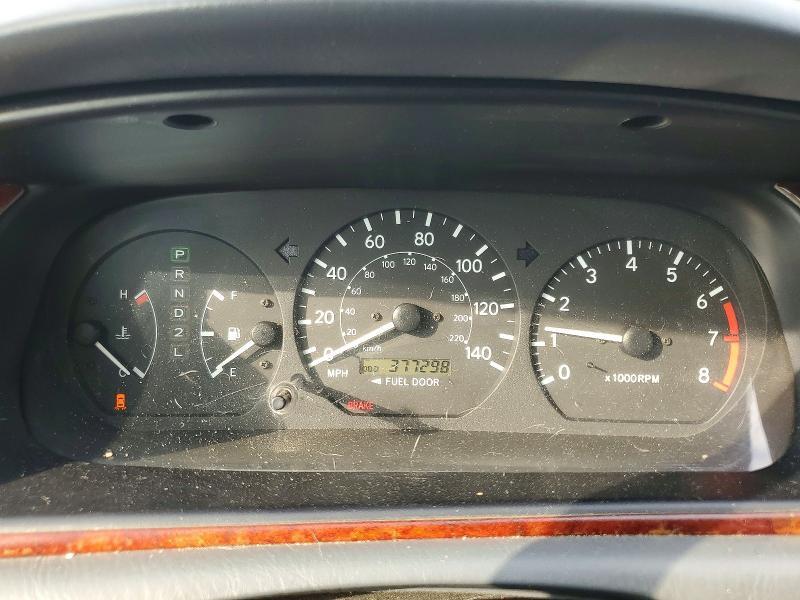 2001 TOYOTA CAMRY — Фото 9 из 12
