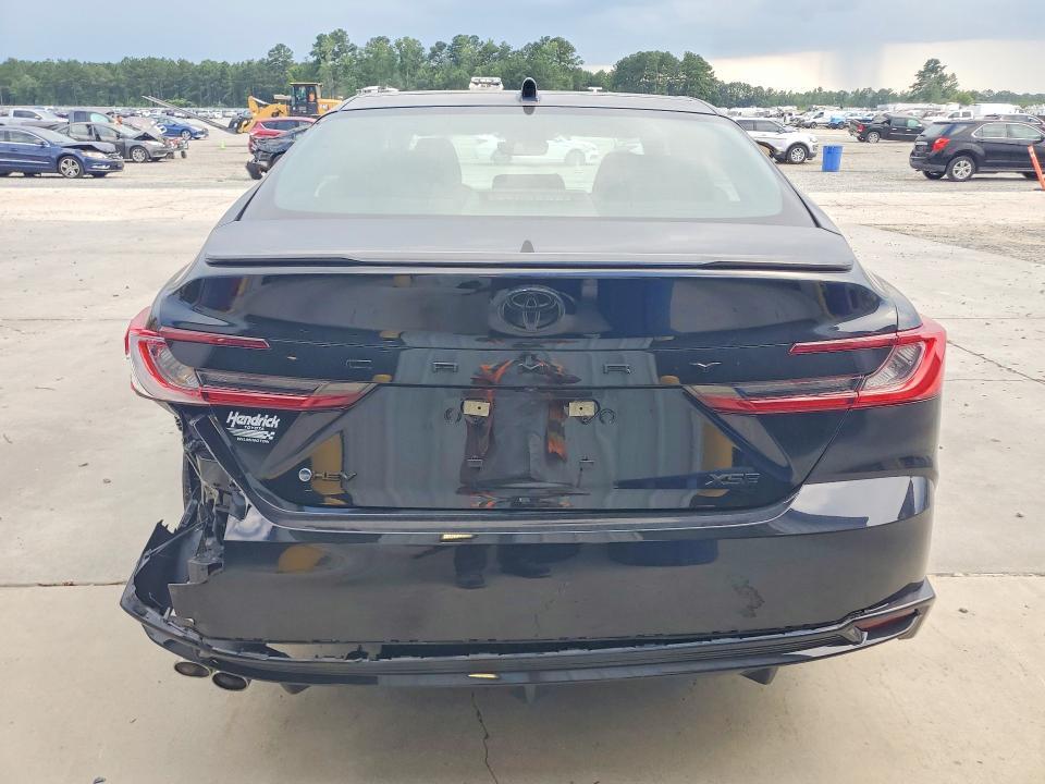 2026 TOYOTA CAMRY NIGHTSHADE — Фото 6 из 12