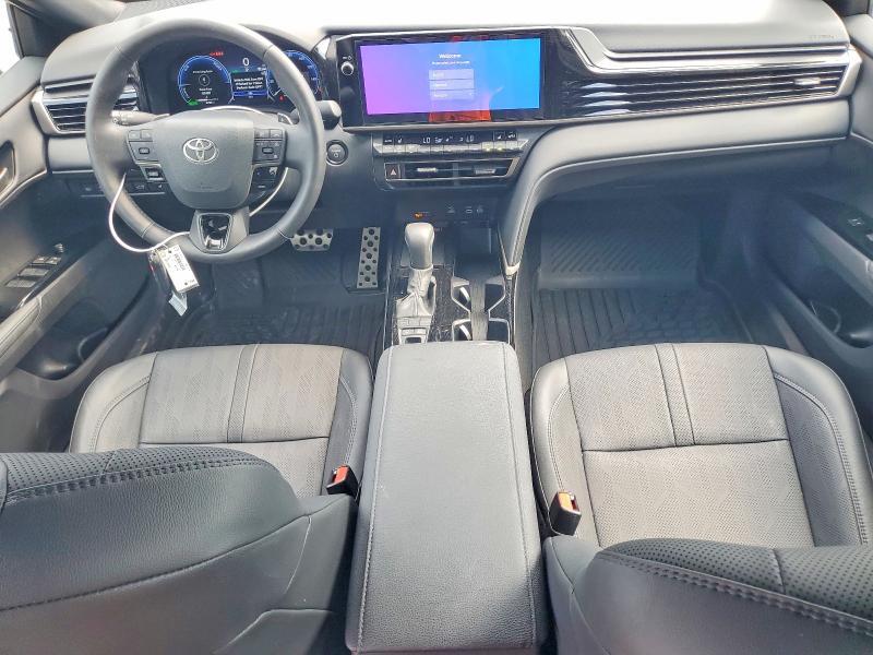 2026 TOYOTA CAMRY NIGHTSHADE — Фото 8 из 12