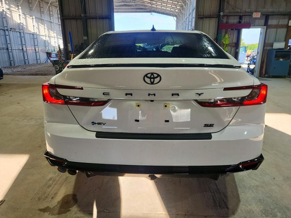 2026 TOYOTA CAMRY NIGHTSHADE — Фото 6 из 13