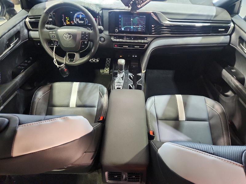 2026 TOYOTA CAMRY NIGHTSHADE — Фото 8 из 13