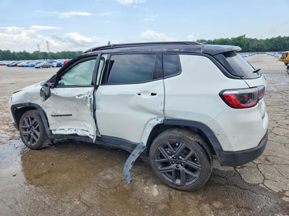 2025 JEEP COMPASS LIMITED — Фото 2 из 13