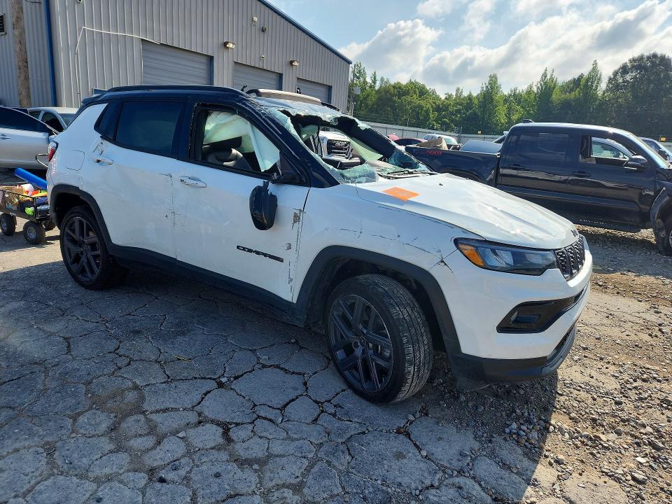 2025 JEEP COMPASS LIMITED — Фото 4 из 13