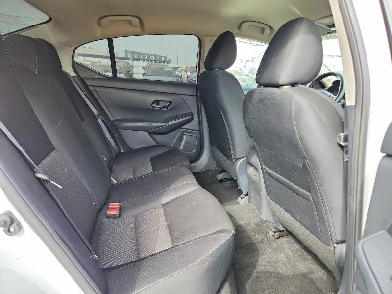 2025 NISSAN SENTRA — Фото 10 из 12