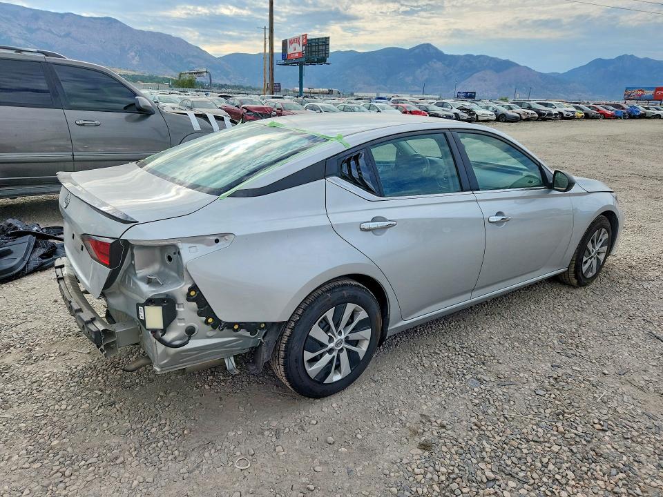 2024 NISSAN ALTIMA S — Фото 3 из 13